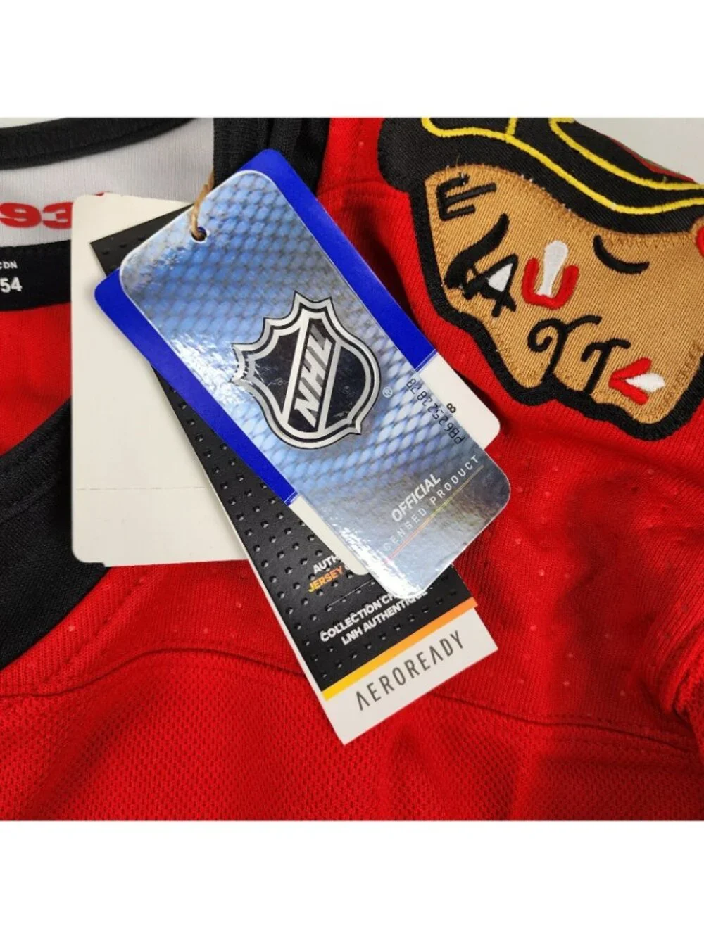 adidas Jersey Men 54 Retro Red Black NHL Chicago Blackhawk Kirby Dach #77 NWT